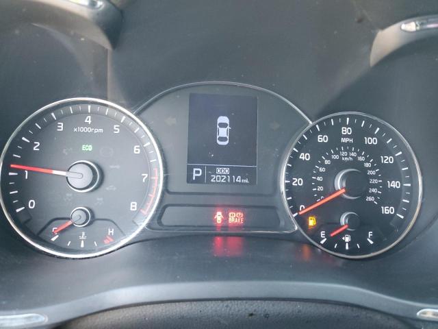 Photo 9 from auction – 2015 KIA FORTE EX with VIN KNAFX5A89F5300944