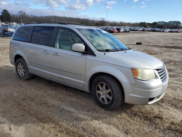 Photo 4 from auction – 2009 CHRYSLER TOWN & COU with VIN 2A8HR54149R673653