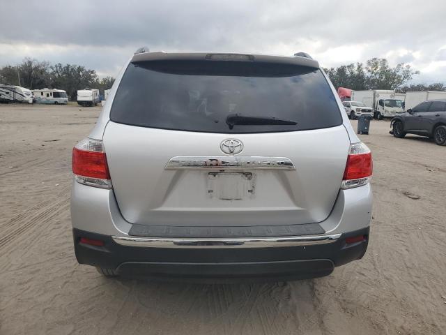 Photo 6 from auction – 2013 TOYOTA HIGHLANDER with VIN 5TDZK3EH8DS115868