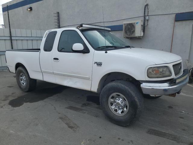 Photo 4 from auction – 2000 FORD F150 with VIN 1FTPX17L1YKB18607