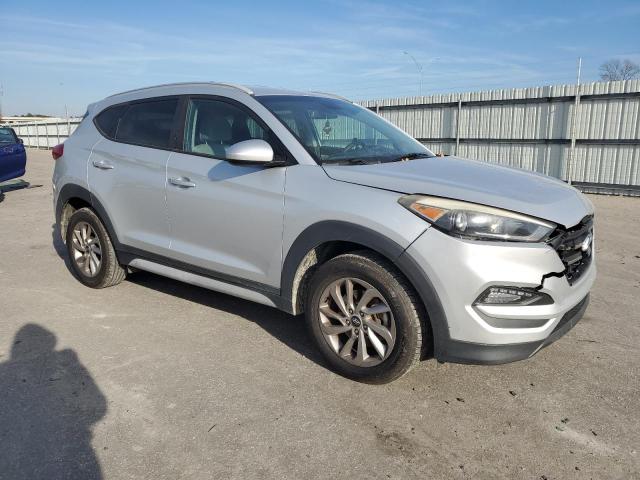 Photo 4 from auction – 2018 HYUNDAI TUCSON SEL with VIN KM8J33A40JU609366