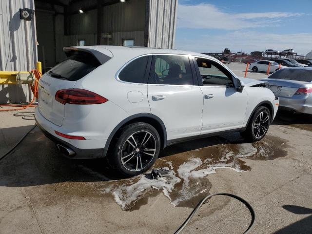 Photo 3 from auction – 2016 PORSCHE CAYENNE with VIN WP1AA2A28GLA09453