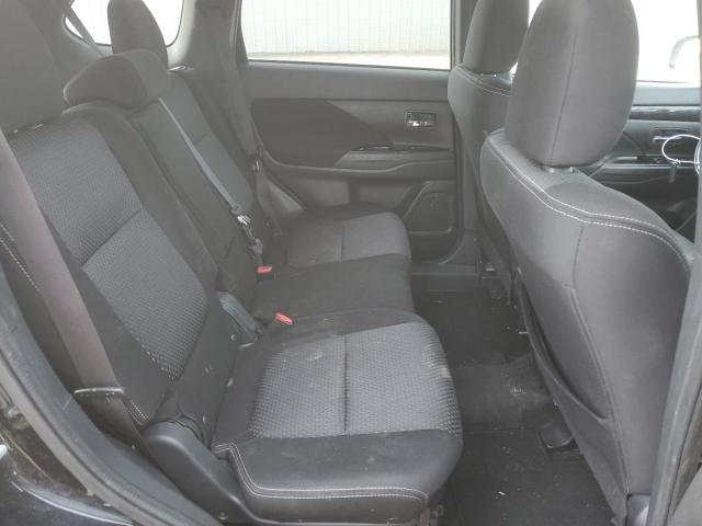 Снимка 10 от търг – 2018 MITSUBISHI OUTLANDER с VIN JA4AZ3A3XJZ064591