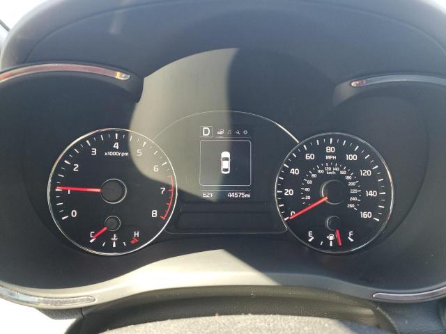 Photo 9 from auction – 2017 KIA FORTE EX with VIN 3KPFN5A35HE126987