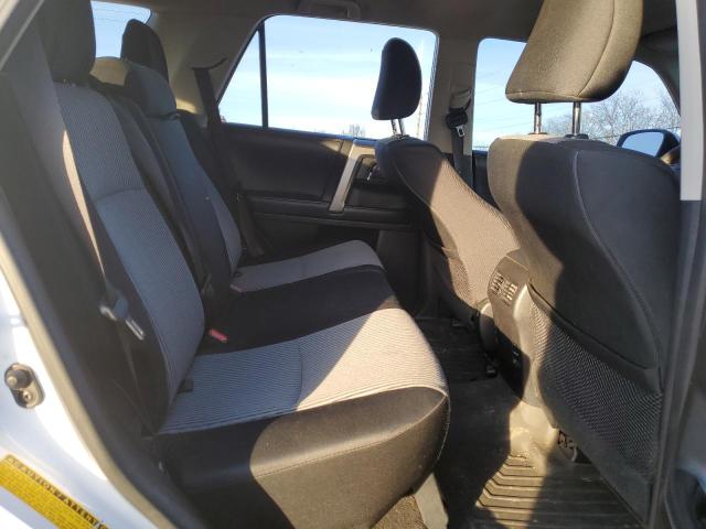 Photo 11 from auction – 2016 TOYOTA 4RUNNER SR with VIN JTEBU5JR9G5363249