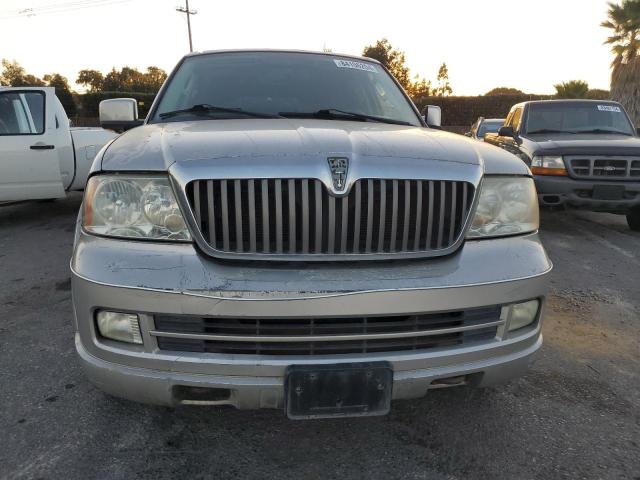 Photo 5 from auction – 2005 LINCOLN NAVIGATOR with VIN 5LMFU27565LJ02977