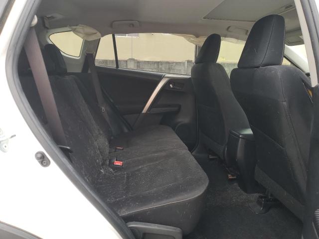 Photo 10 from auction – 2015 TOYOTA RAV4 XLE with VIN JTMWFREV5FD049746