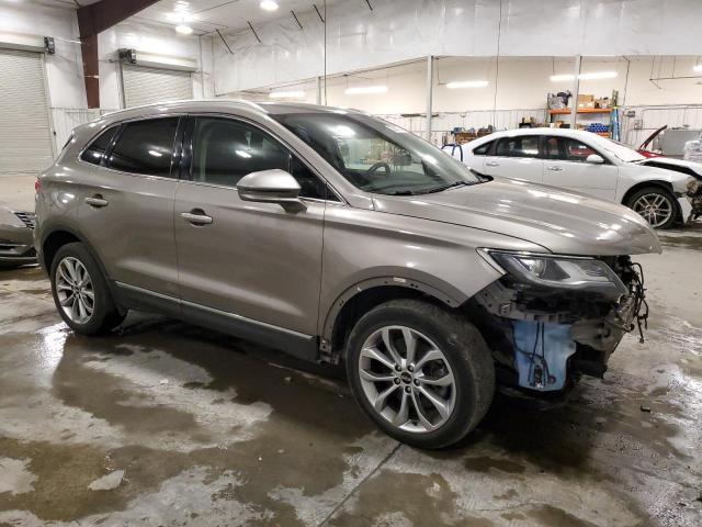 Photo 4 from auction – 2017 LINCOLN MKC SELECT with VIN 5LMCJ2D90HUL33570