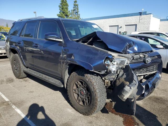 Photo 4 from auction – 2018 TOYOTA 4RUNNER SR with VIN JTEBU5JR9J5580095