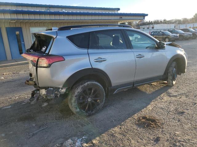 Photo 3 from auction – 2018 TOYOTA RAV4 ADVEN with VIN 2T3RFREV5JW796577