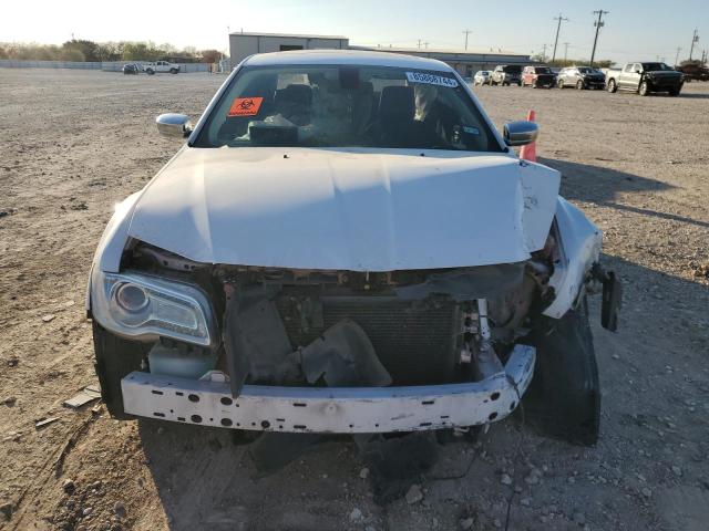 Photo 5 from auction – 2016 CHRYSLER 300C with VIN 2C3CCAEG1GH111117