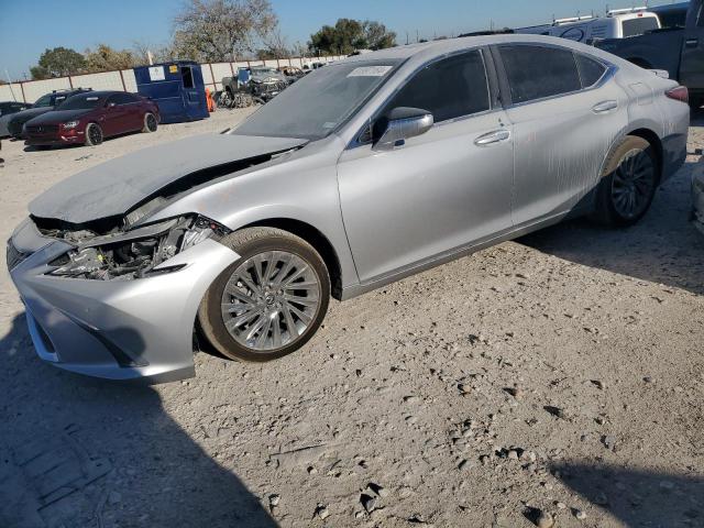 LEXUS ES 300H BA 2024 with VIN 58AEA1C1XRU052744 - Photo from auction