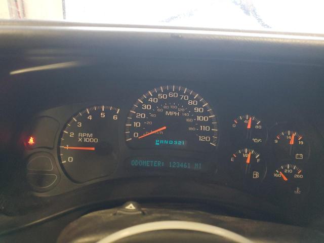 Photo 9 from auction – 2004 CHEVROLET SILVERADO with VIN 2GCEC19V241155189