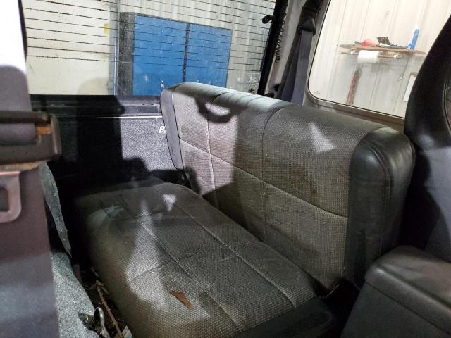 Photo 11 from auction – 2001 JEEP WRANGLER / with VIN 1J4FA49SX1P302384
