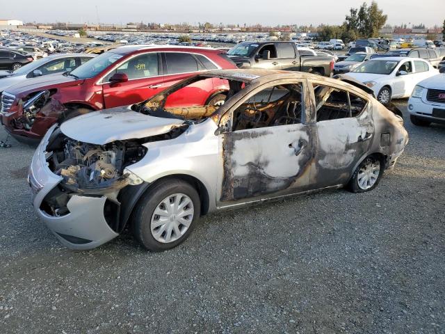 NISSAN VERSA S 2018 with VIN 3N1CN7AP5JL856341 - Photo from auction