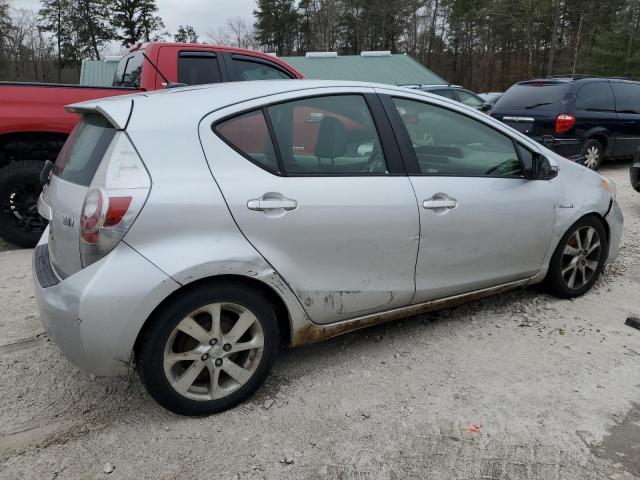 Photo 3 from auction – 2012 TOYOTA PRIUS C with VIN JTDKDTB35C1001827