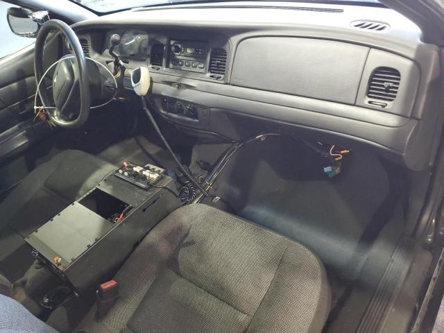 Photo 8 from auction – 2003 FORD CROWN VICT with VIN 2FAFP71W83X179661