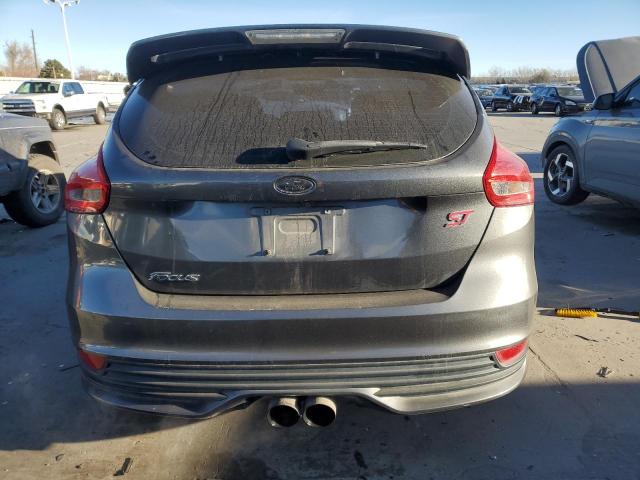 Photo 6 from auction – 2017 FORD FOCUS ST with VIN 1FADP3L92HL223228