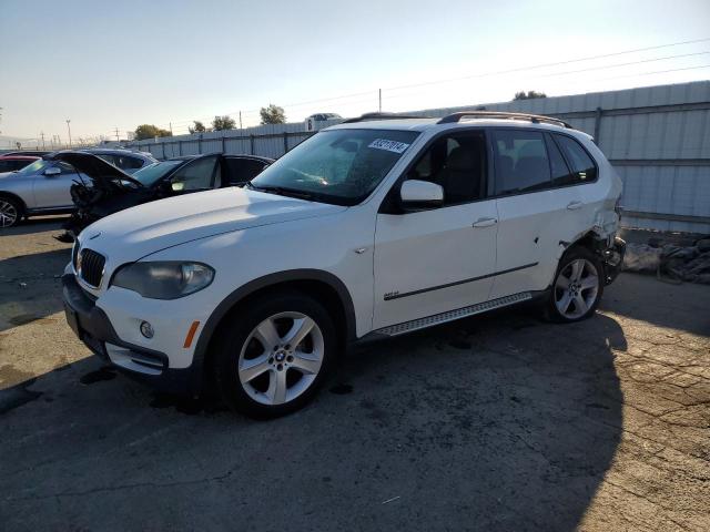 BMW X5 3.0I 2008 with VIN 5UXFE43558L000689 - Photo from auction