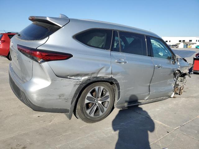 Photo 3 from auction – 2022 TOYOTA HIGHLANDER with VIN 5TDGARAH8NS515501