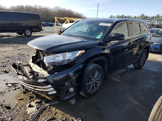 TOYOTA HIGHLANDER 2018 with VIN 5TDJZRFH1JS499675 - Photo from auction