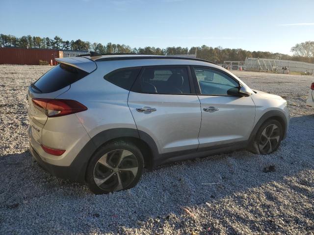 Photo 3 from auction – 2016 HYUNDAI TUCSON LIM with VIN KM8J33A26GU058898