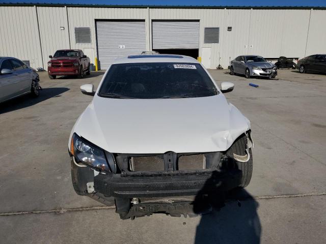 Photo 5 from auction – 2015 VOLKSWAGEN PASSAT SEL with VIN 1VWCV7A37FC033601