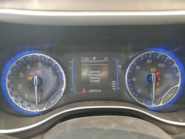 Photo 9 from auction – 2017 CHRYSLER PACIFICA L with VIN 2C4RC1CG2HR571973