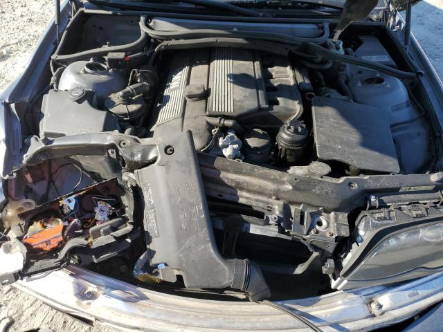Photo 11 from auction – 2004 BMW 330 I with VIN WBAEV53484KM07672