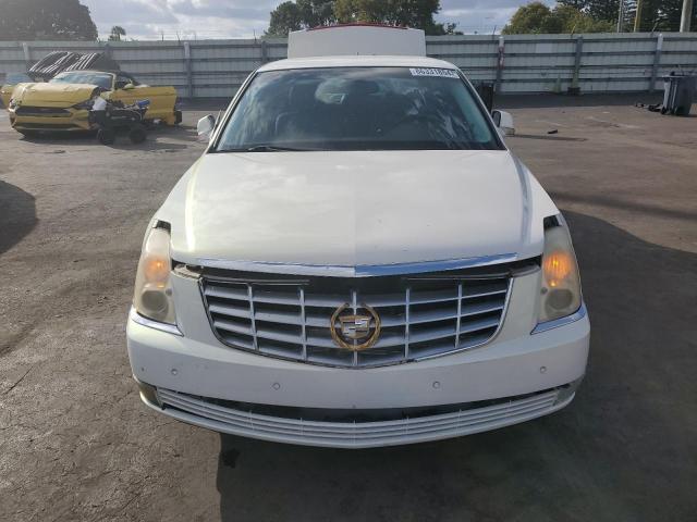 Photo 5 from auction – 2006 CADILLAC DTS with VIN 1G6KD57Y76U219077