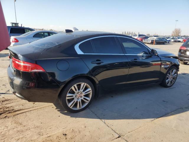 Photo 3 from auction – 2019 JAGUAR XE with VIN SAJAR4FX4KCP52793