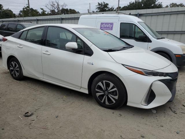 Photo 4 from auction – 2017 TOYOTA PRIUS PRIM with VIN JTDKARFP3H3000485