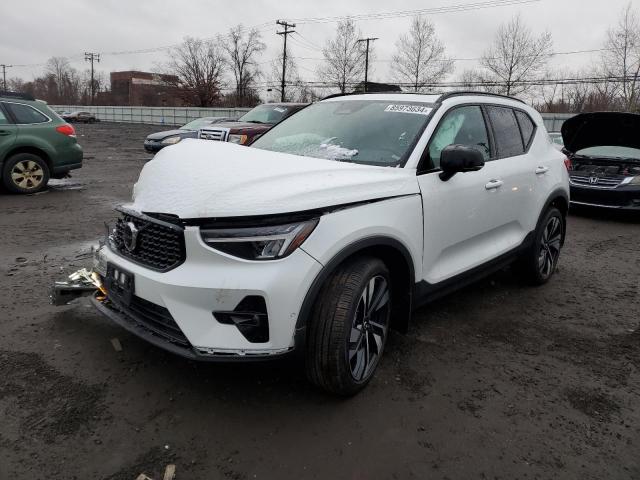 Photo 1 from auction – 2024 VOLVO XC40 PLUS with VIN YV4L12UL7R2204304