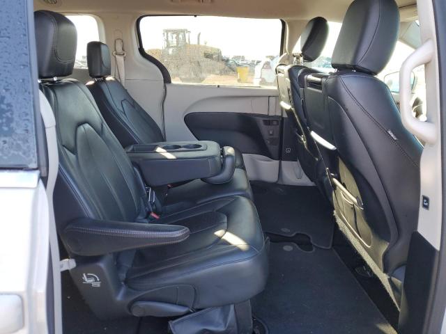 Photo 11 from auction – 2017 CHRYSLER PACIFICA T with VIN 2C4RC1EG9HR644396