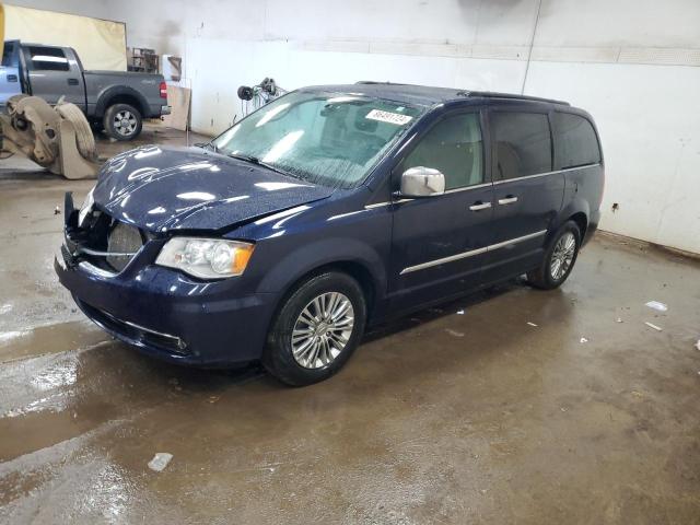 CHRYSLER TOWN & COU 2016 with VIN 2C4RC1CGXGR190905 - Photo from auction