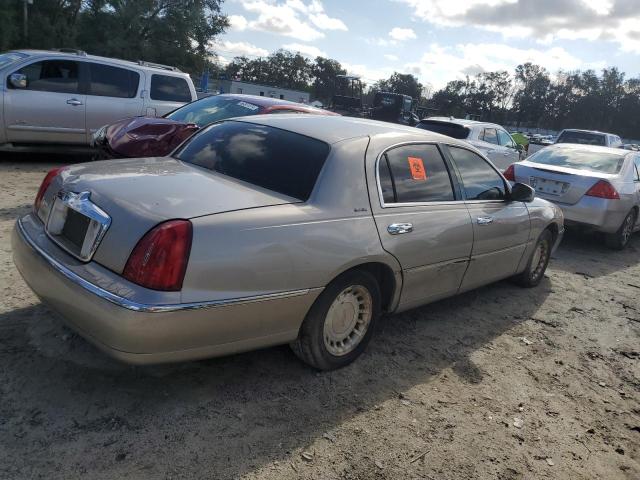 Photo 3 from auction – 2002 LINCOLN TOWN CAR E with VIN 1LNHM81W62Y641775