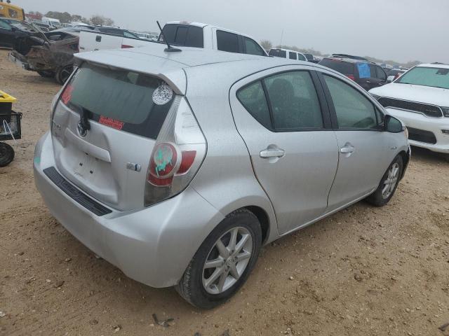 Photo 3 from auction – 2014 TOYOTA PRIUS C with VIN JTDKDTB32E1059171