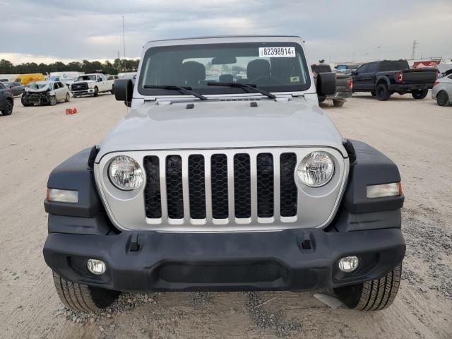 Photo 5 from auction – 2022 JEEP GLADIATOR with VIN 1C6HJTAG1NL110162