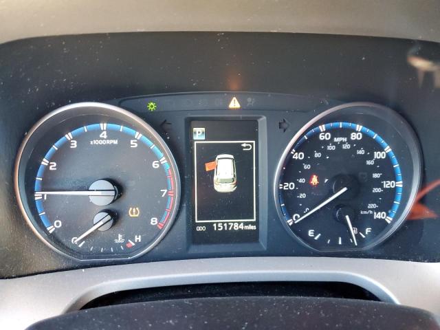 Photo 9 from auction – 2017 TOYOTA RAV4 LE with VIN 2T3BFREV2HW655946