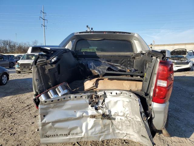 Photo 6 from auction – 2011 CHEVROLET AVALANCHE with VIN 3GNTKFE3XBG313673