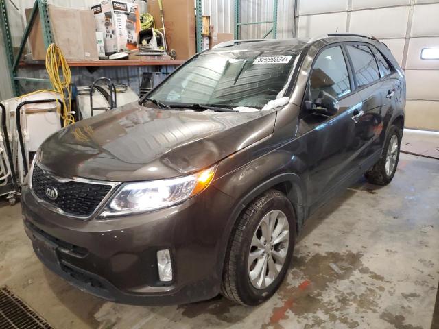 KIA SORENTO EX 2015 with VIN 5XYKUDA70FG557607 - Photo from auction