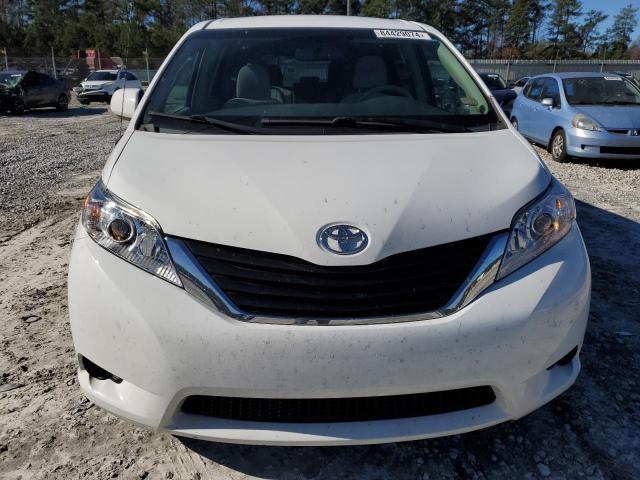 Photo 5 from auction – 2011 TOYOTA SIENNA LE with VIN 5TDKK3DCXBS110563