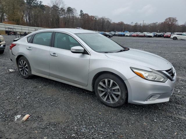Photo 4 from auction – 2017 NISSAN ALTIMA 2.5 with VIN 1N4AL3AP7HC150535
