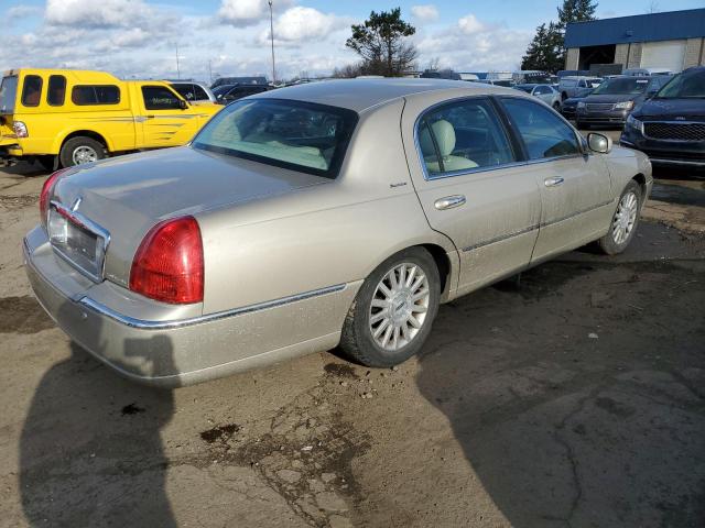Photo 3 from auction – 2004 LINCOLN TOWN CAR E with VIN 1LNHM81W04Y671549