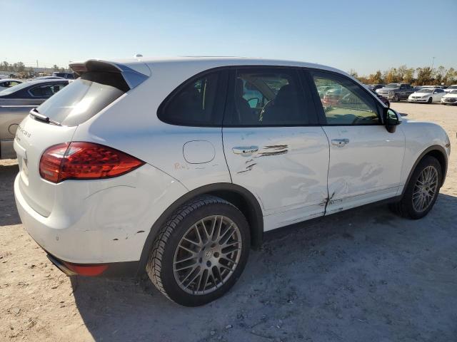 Photo 3 from auction – 2014 PORSCHE CAYENNE with VIN WP1AA2A29ELA90296