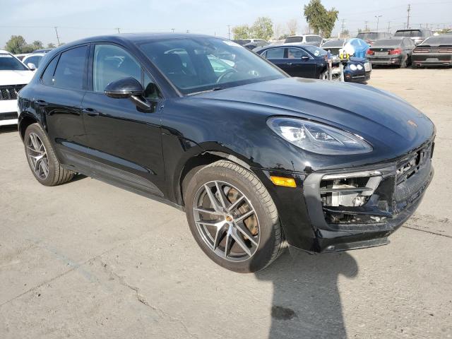 Photo 4 from auction – 2023 PORSCHE MACAN BASE with VIN WP1AA2A5XPLB21715