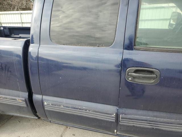 Photo 10 from auction – 2001 CHEVROLET SILVERADO with VIN 2GCEC19T411246328