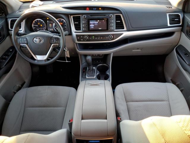 Photo 8 from auction – 2018 TOYOTA HIGHLANDER with VIN 5TDBZRFH6JS905437