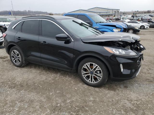 Photo 4 from auction – 2020 FORD ESCAPE SEL with VIN 1FMCU0H6XLUA62119