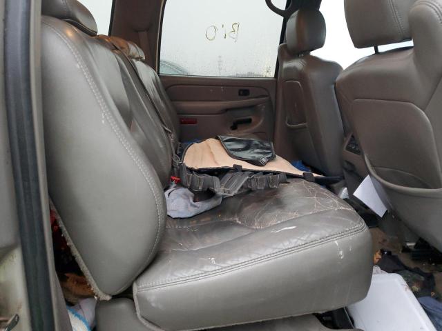 Photo 11 from auction – 2004 CHEVROLET SUBURBAN K with VIN 1GNFK16T04J199554